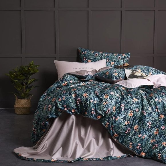 Boho Bliss: Paisley Floral Duvet Cover Set with Pillowcases